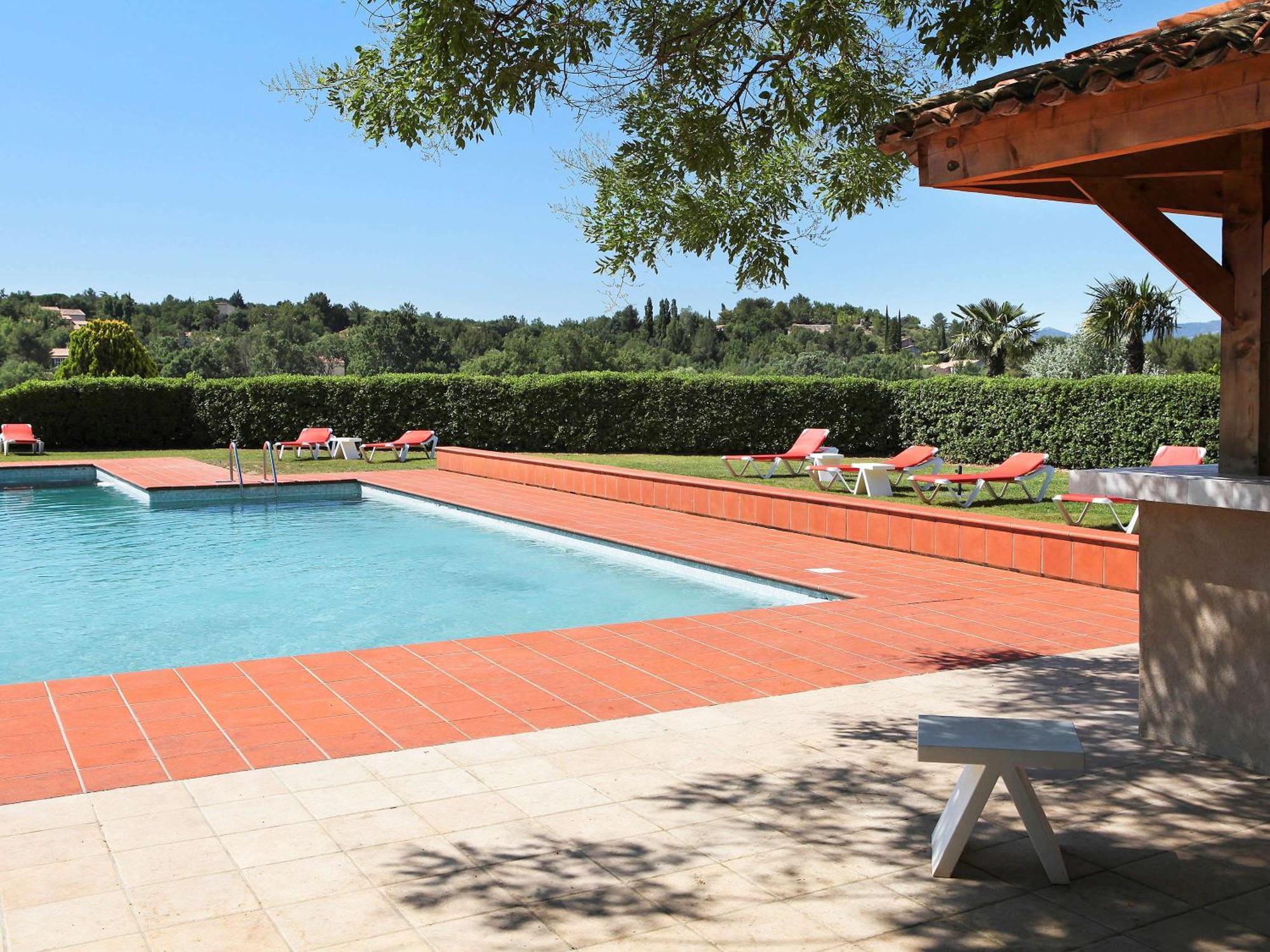 Mercure Aix-en-provence Sainte-victoire Châteauneuf-le-Rouge
