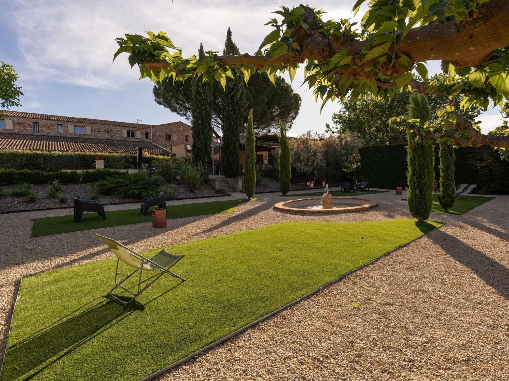 Hotel Mercure Aix-en-provence Sainte-victoire 4*