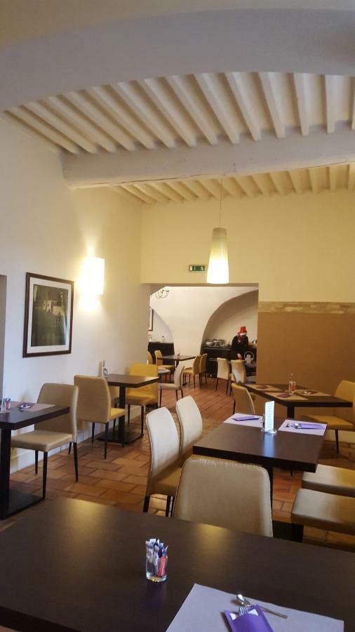 Mercure Aix-en-provence Sainte-victoire Châteauneuf-le-Rouge